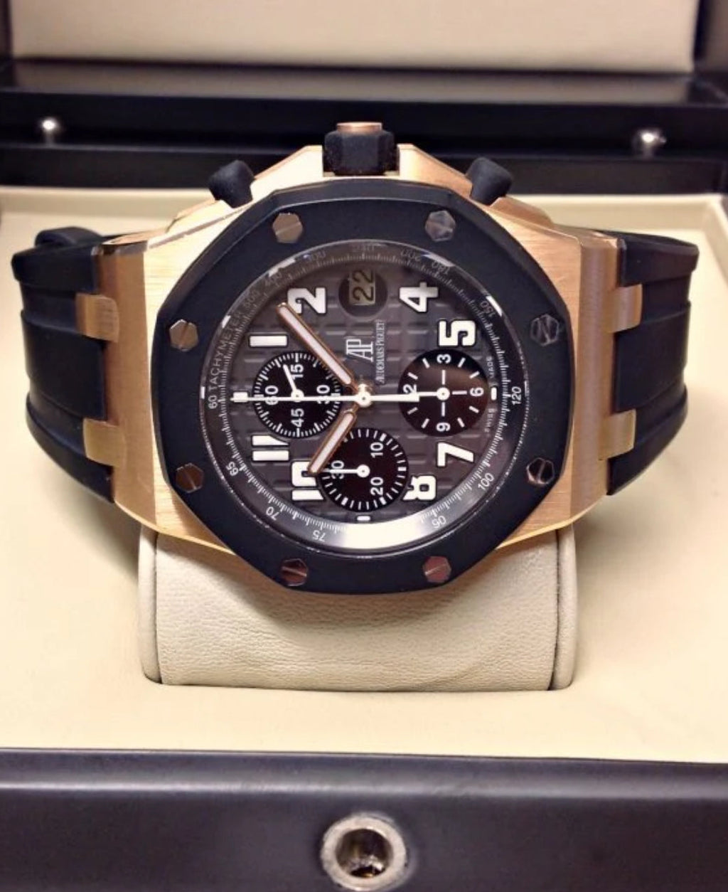 AP ROYAL OAK OFFSHORE CHRONOGRAPH ROSE GOLD