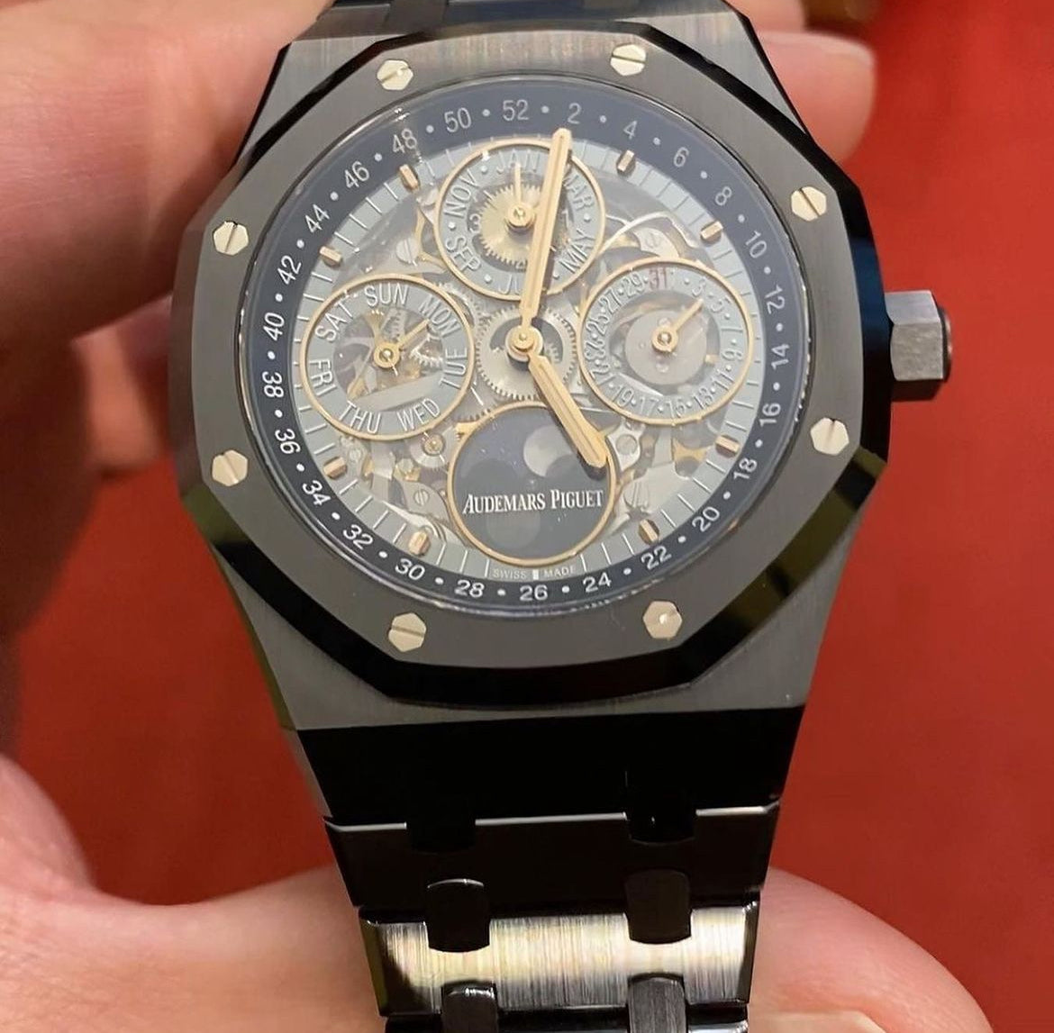 AP ROYAL OAK "SKELETON" BLACK