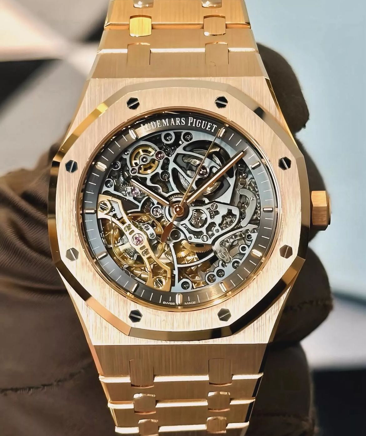 AP "SKELETON" FULL GOLD
